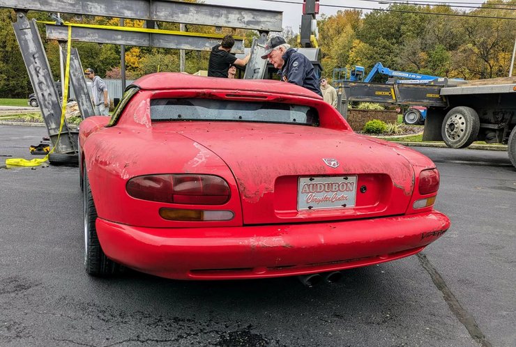 Dodge Viper, памятник авто
