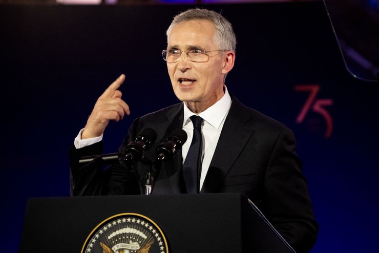 схема Столтенберга, саміт НАТО, допомога Україні, постачання озброєнь Україні, Зеленський на саміті НАТО