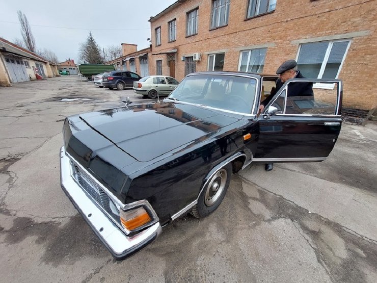 ГАЗ-14 Чайка