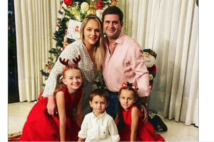 сестра, перша леді Парагваю, фото