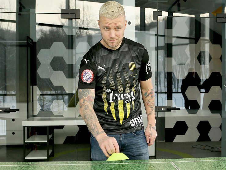 Рагнар Сигурдссон, Футбол, ФК Рух, УПЛ, Владимир Лапицкий, Иван Федько