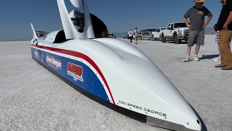 Гонщик розбився за кермом машини speed-demon