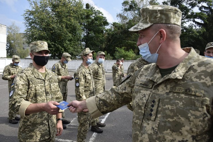 Украинские миротворцы отправились в Конго после обязательной обсервации