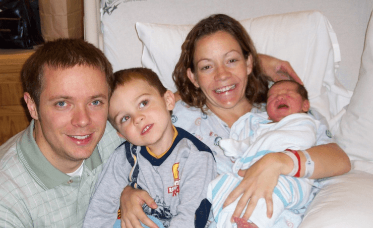 Семья, дети, ребенок, тест ДНК, ДНК, не родной ребенок, отыскал отца,