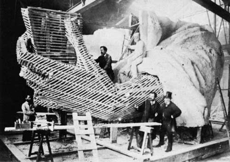 Каждый элемент статуи создавался отдельно