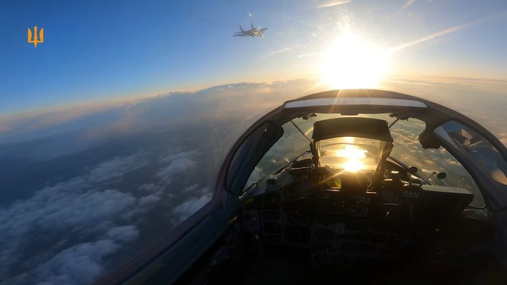 F-16, пілот F-16, літак F-16, винищувач