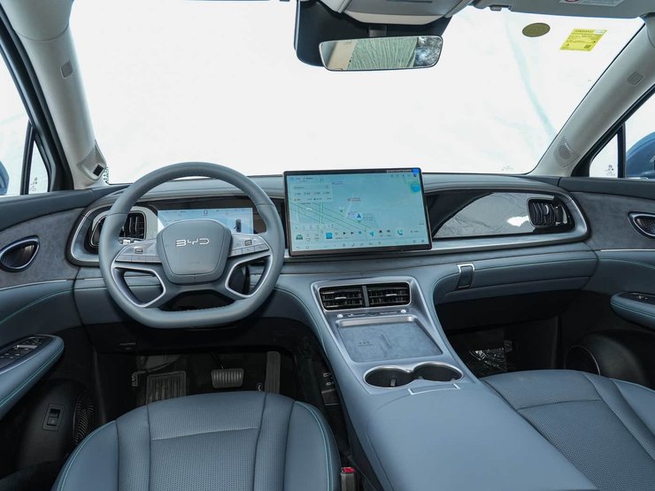 Салон BYD Sealion 07, новый BYD Sealion 07, BYD Sealion 07 DM-i, кроссовер BYD