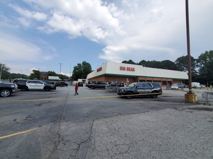 стрельба в супермаркете, стрельба, убитые