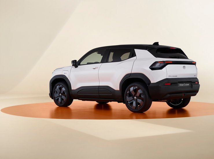 новий Toyota Urban Cruiser, електромобіль Toyota