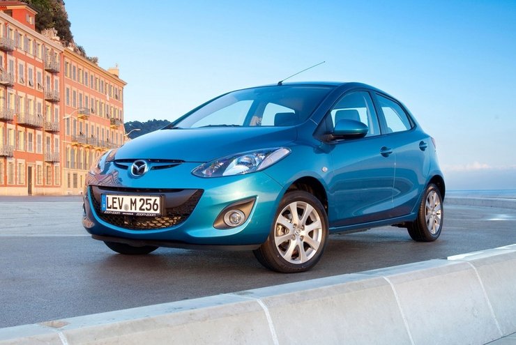 Mazda 2
