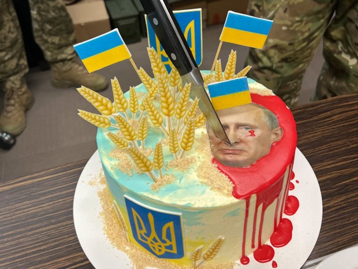 торт для турчинова на день рождения