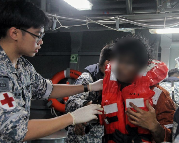 нефтяной танкер, сингапур, авария, корабли