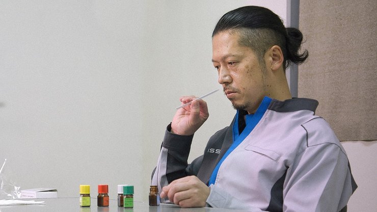 Запах в салоне авто, запах в авто, неприятный запах, запах в салоне, запахи в авто