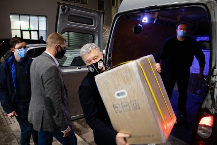 Коронавирус в Украине, Петр Порошенко, кислородный концентратор, больницы