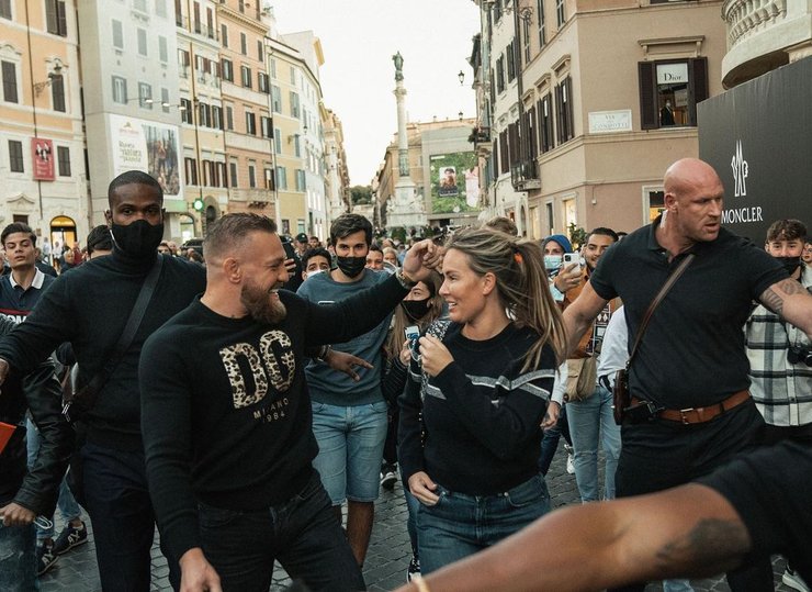 конор макгрегор, ди девлин, рим, скандал, драка, сломал нос