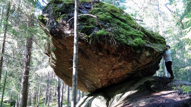 Куммакиви камень