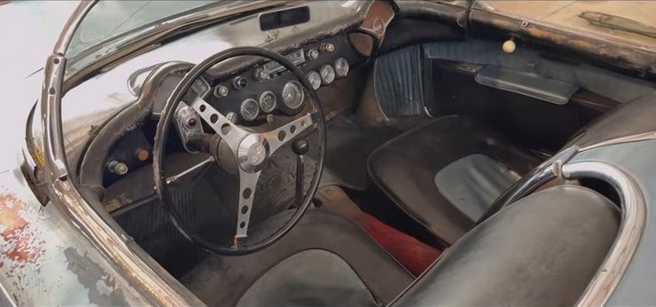 Салон Chevrolet Corvette C1