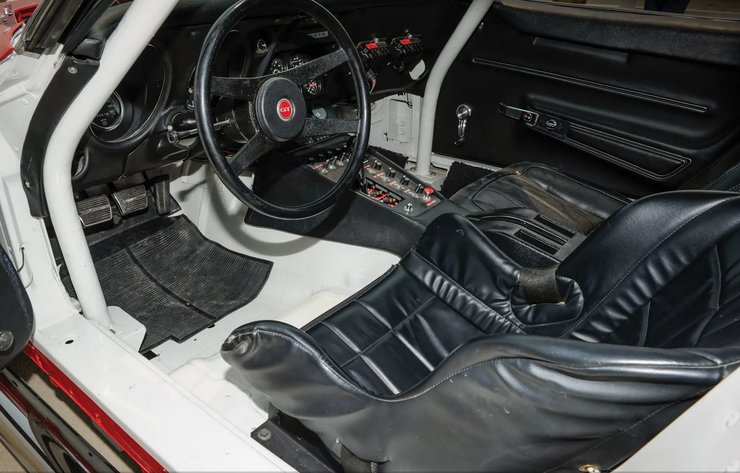 Салон Chevrolet Corvette L88