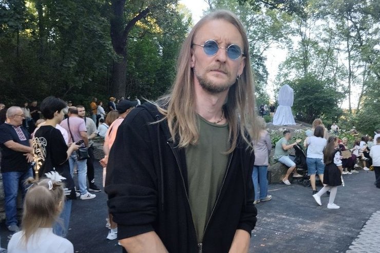 Олексій Марковський створис скульптуру Кузьми Скрябіна