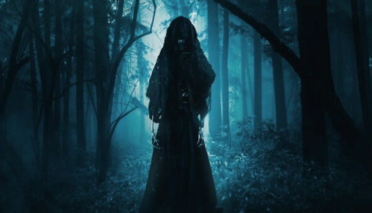 Злісний дух Умм Аль Дувайс, покинуте село в ОАЕ, село Аль-Мадам, туристичний міф, міська легенда, злісні духи, пустеля