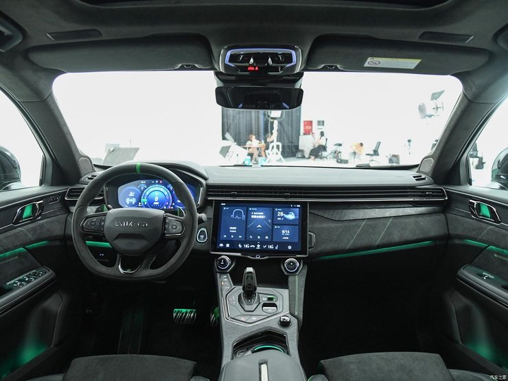 Lynk&Co 05+, кроссовер Lynk&Co, китайский кроссовер, новый Lynk&Co 05+