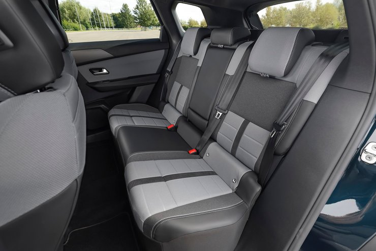 салон опель грандланд, Opel Grandland, новий Opel Grandland, кросовер Opel