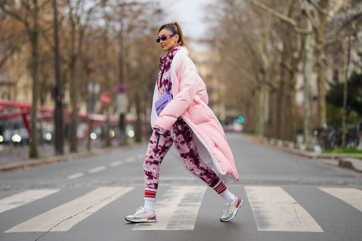 ретро тренды, модные тренды, пуховик одеяло, бомбер, зимние тренда, кожаный тренч, тренды 2022, что носить зимой, модные пуховики