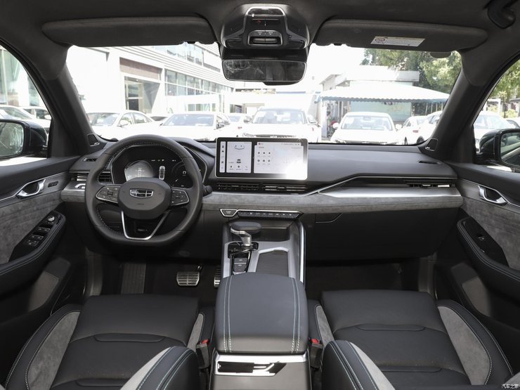 Новий Geely Preface, Geely Preface, Geely Preface 2022, седан Geely Preface, джилі префейс