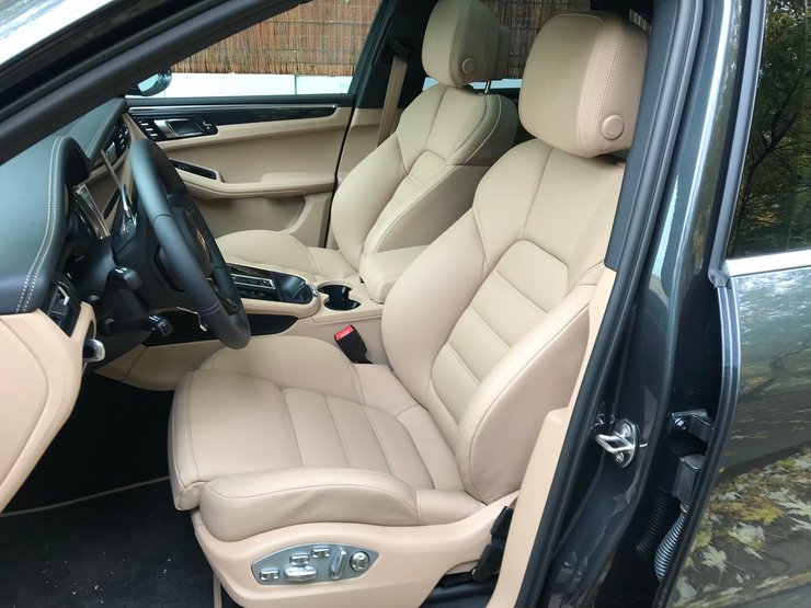 сидіння Porsche Macan 2021, тест-драйв Польща, інтер'єр Порше Макан 2021