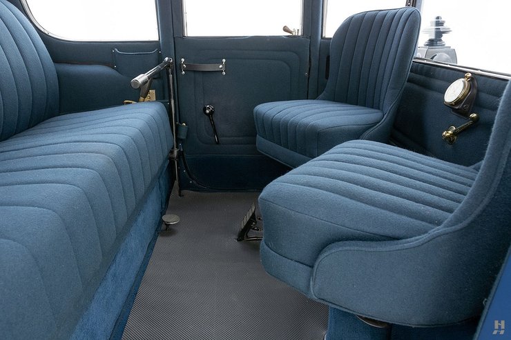 Rauch & Lang Electric BX6 Brougham, Rauch & Lang Electric, электромобиль Rauch & Lang, ретро-электромобиль