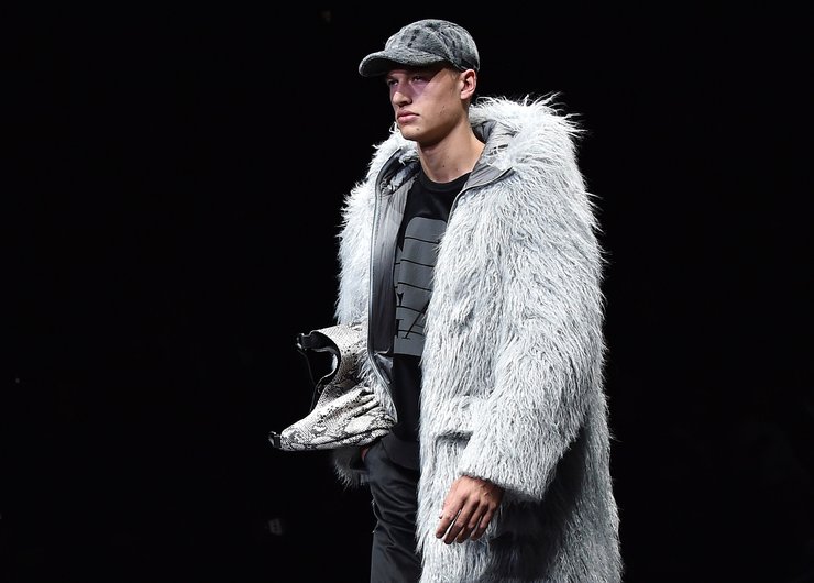 Зимняя бейсболка фото