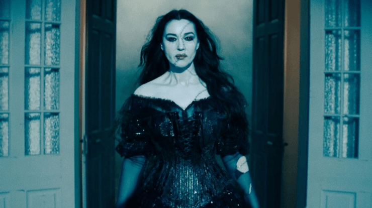 Моніка Беллуччі в ролі Делорес