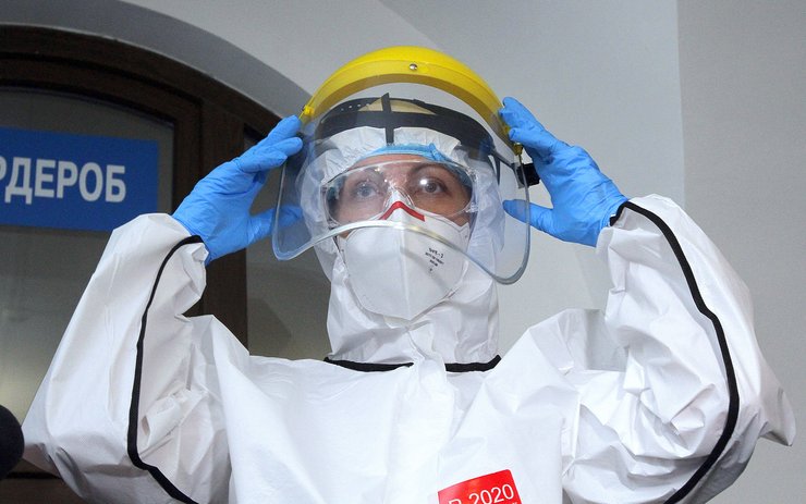 Степени защиты. Украинские врачи говорят, что обеспечены индивидуальными средствами защиты, а вот проблема подведения кислорода в больницах так и не решена