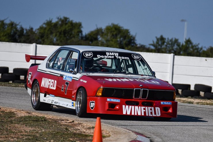 BMW 745i перегони