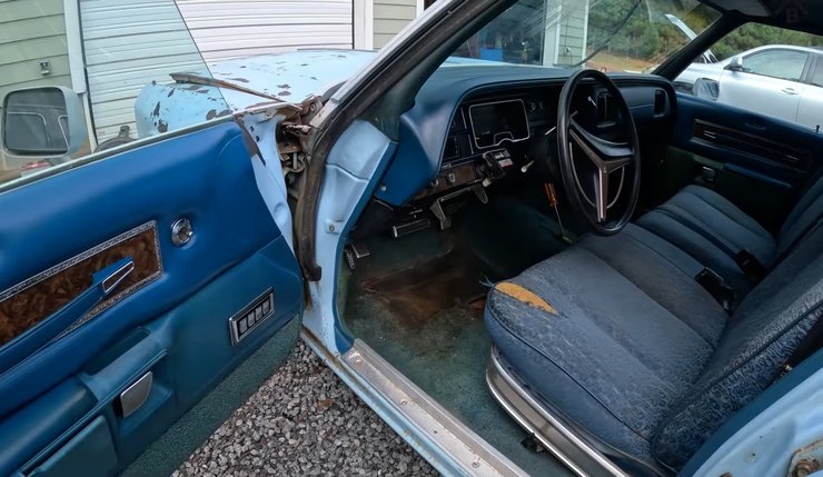 салон Dodge Monaco, Dodge Monaco, брошенные авто