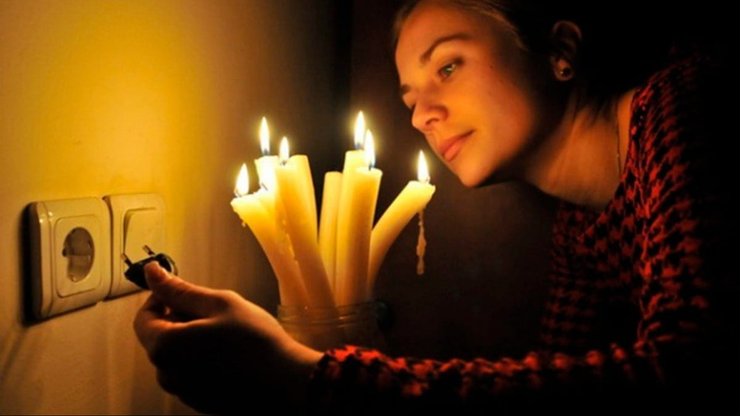 По всей Украине введены графики почасовых отключений