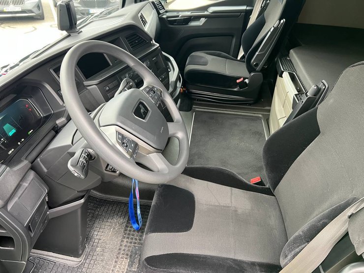 Салон MAN TGX
