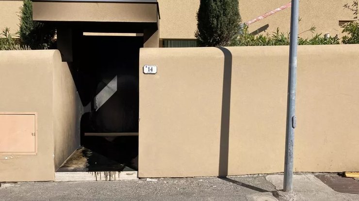 поджог виллы, антироссийская акция, италия, российские олигархи, вилла в италии