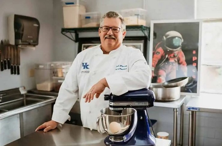 Боб Перри, повар