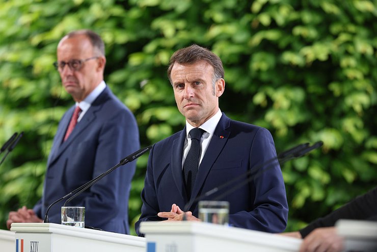 Президент Франції Емманюель Макрон, лідер Німеччини Фрідріх Мерц
