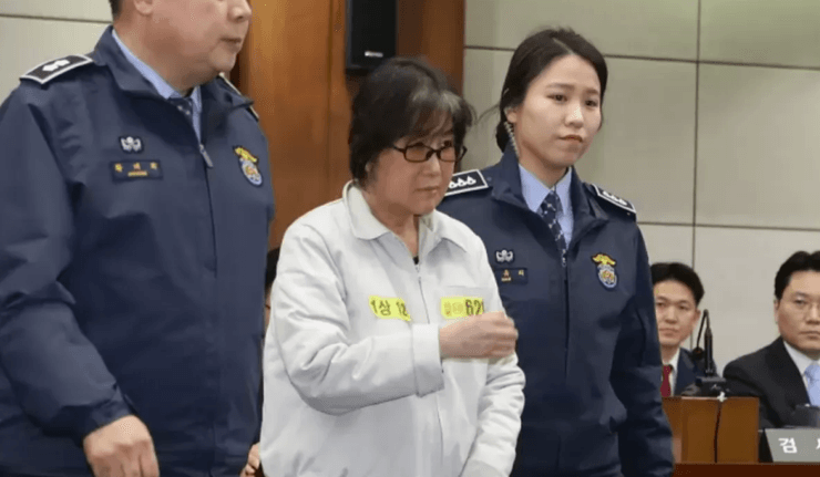 арешт південнокорейського президента, революція при свічках