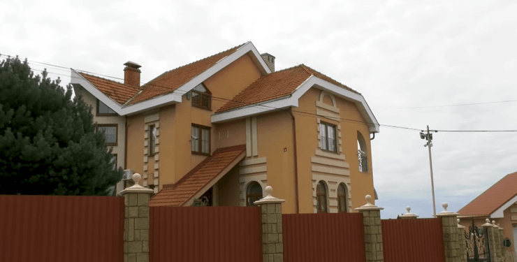 Василь Пупена дім