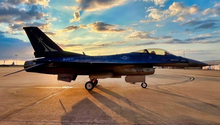 Истребитель F-16