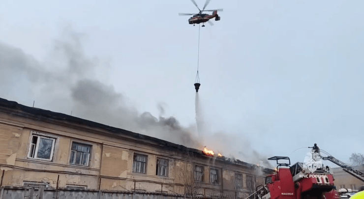 Пожар в Москве, новости Москвы, пожар, Россия, новости России, машиностроительный завод, машиностроительный завод Чернышова