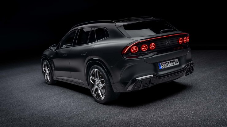 Авто Mercedes-AMG GT SUV