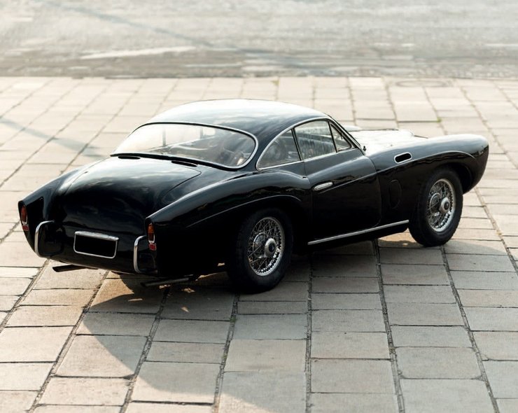 суперкар Pegaso Z-102