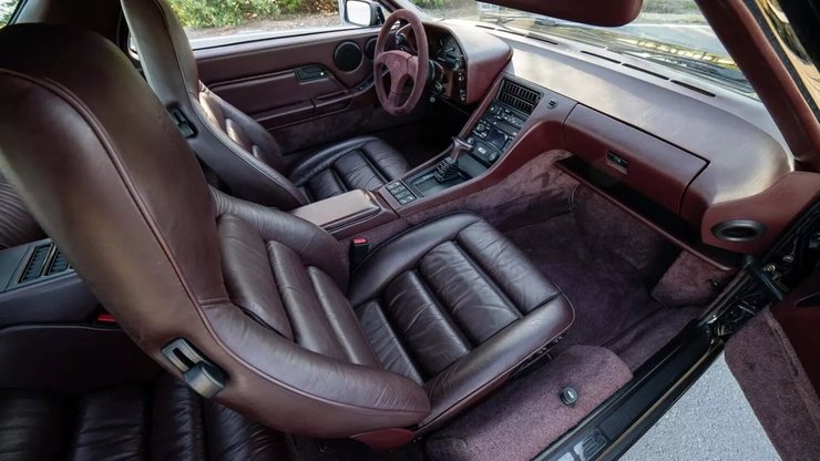 салон Порше 928