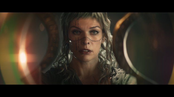 Мила Йовович