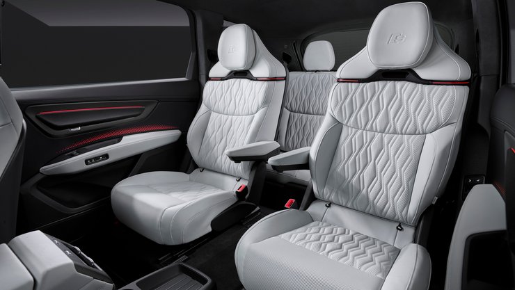 салон Audi Q9