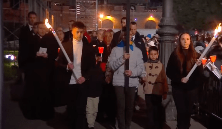 Крестная дорога, крестный ход, Ватикан, россиянин с украинцем